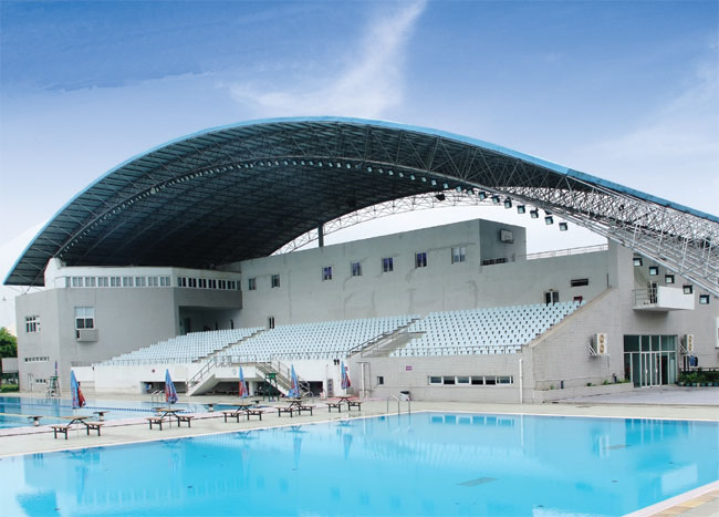 峨眉山游泳馆网架